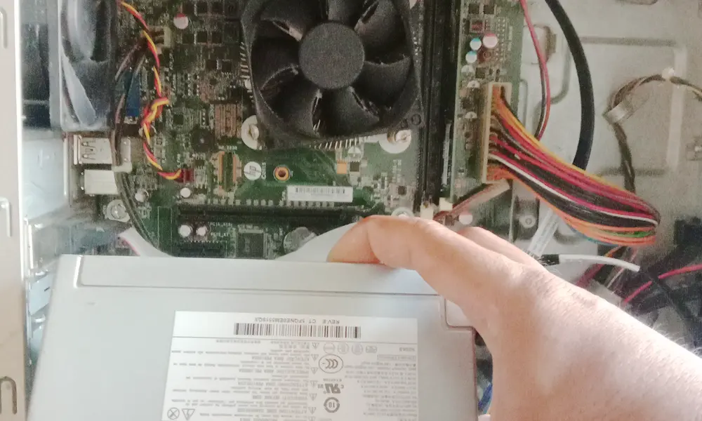 Pentingnya Memelihara dan Merawat Perangkat Komputer